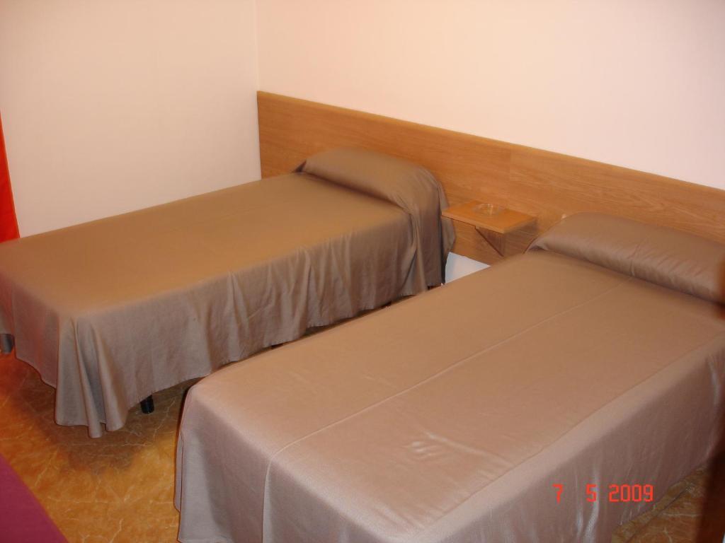 Hostal Can Blanco Sarriá de Ter Zewnętrze zdjęcie